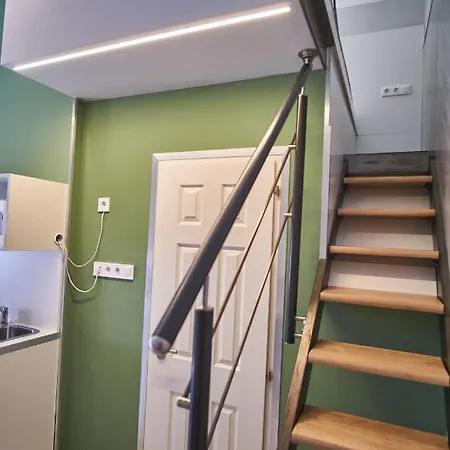 Z40 - Budget Apartment