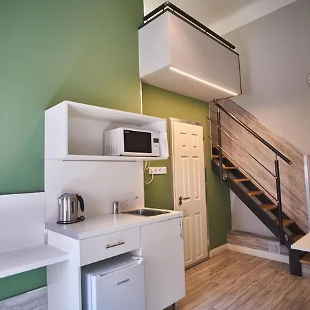 Z40 - Budget Apartment